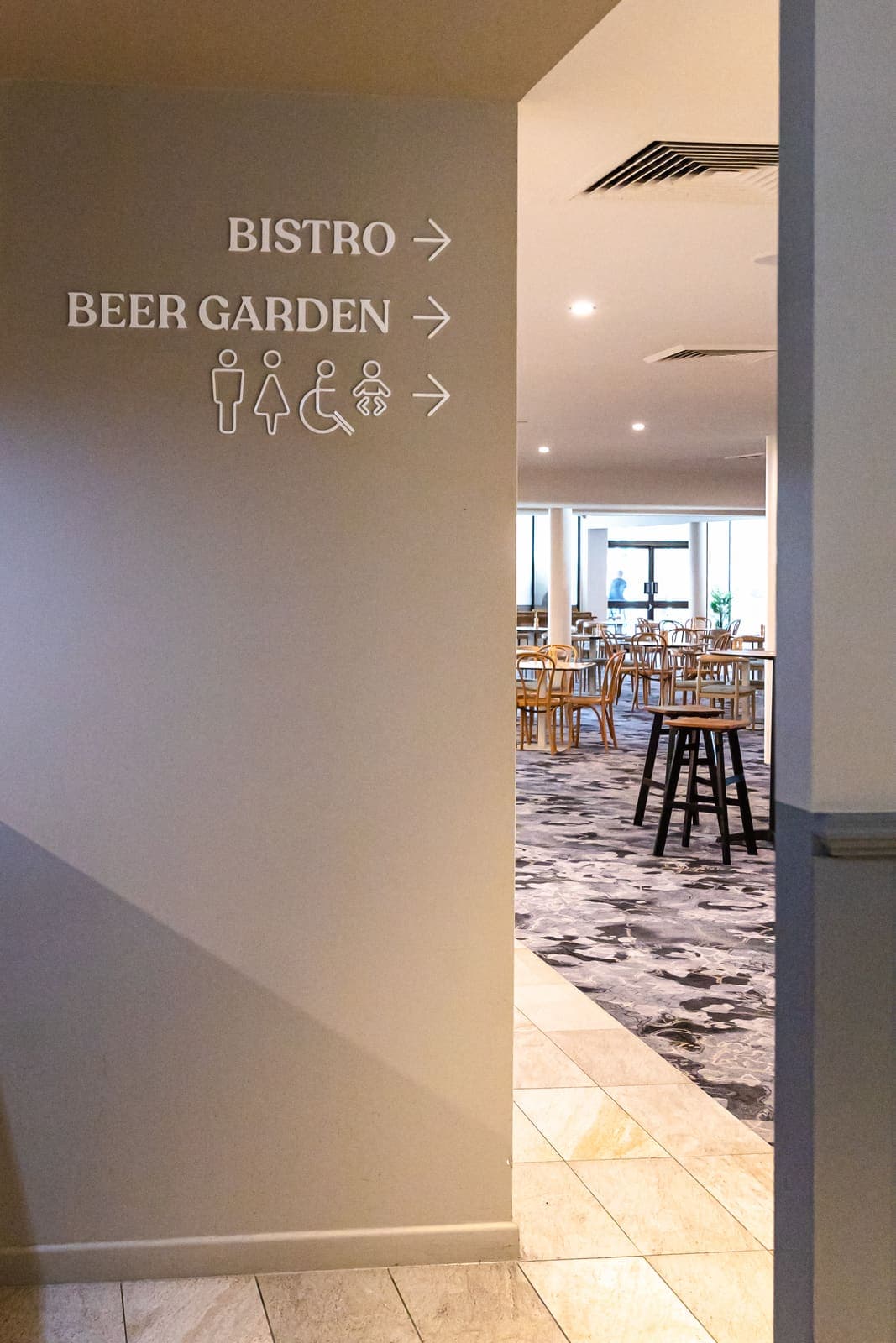 Bribie Island Hotel signage by Sunquest Signs