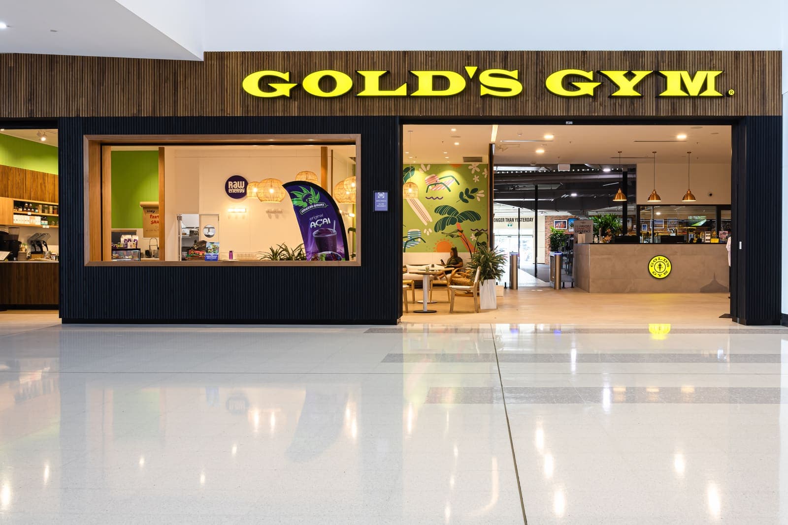 Gold's Gym signage by Sunquest Signs