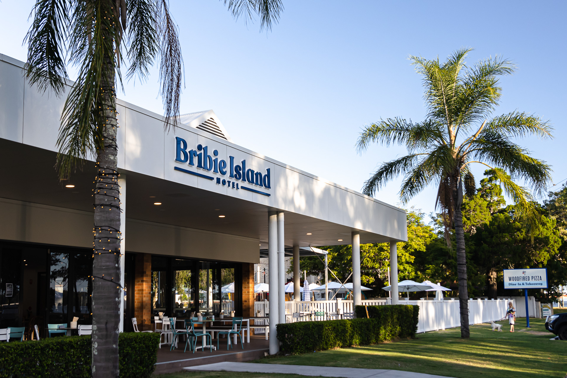 Bribie Island Hotel Sunquest Signs