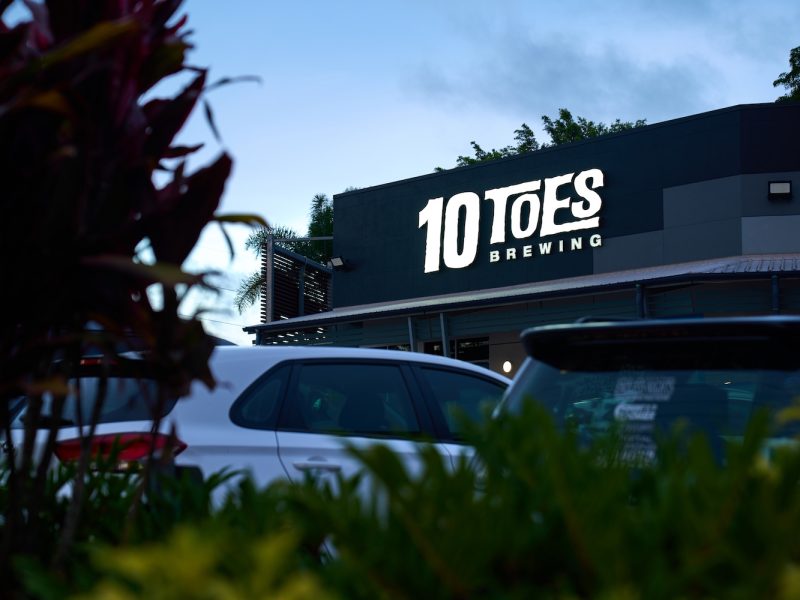 Sunquest Signs - Projects - 10 Toes 26