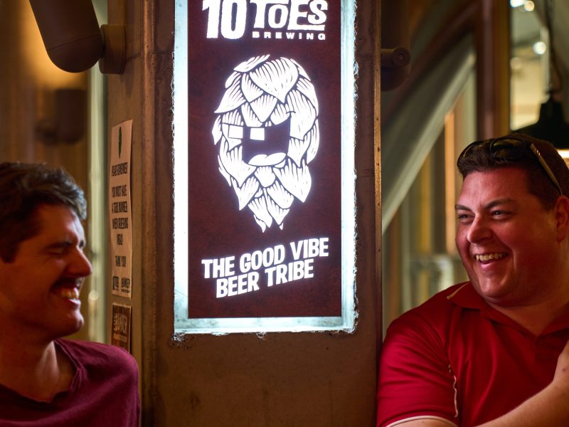 Sunquest Signs - Projects - 10 Toes 40
